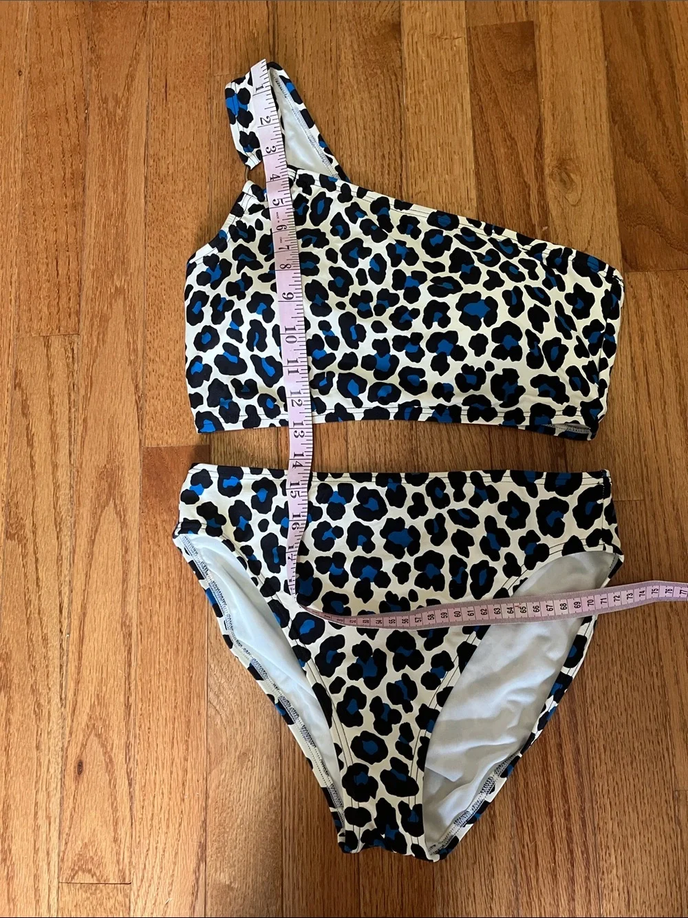 MICHAEL Michael Kors Cream Blue Leopard One Shoulder Bikini M